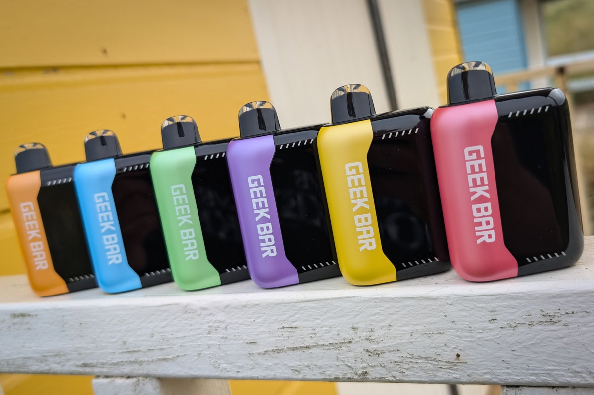 Geek Bar Pulse X 25000 Puffs Vape - Bramen b-pop: Een Smaakvolle Revolutie in de Nederlandse Vape-wereld
